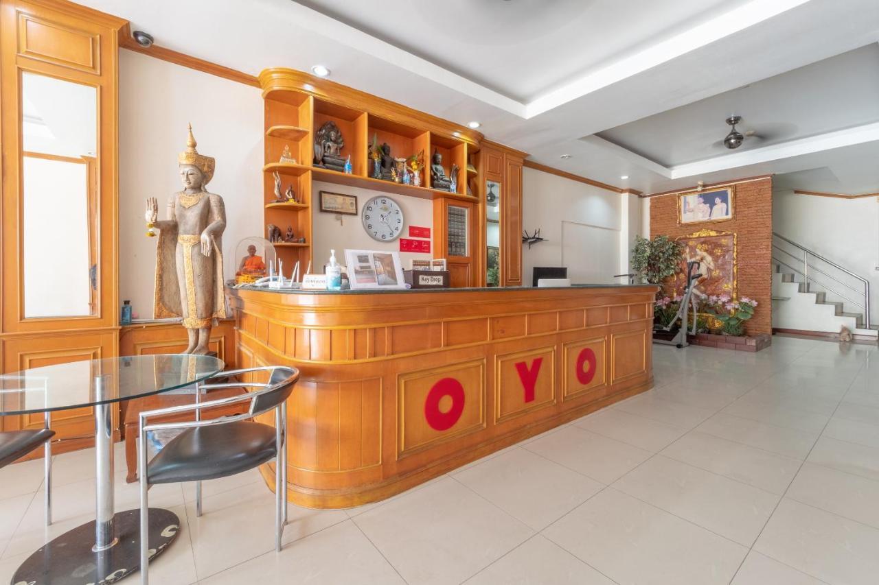 Oyo 1125 Chokdee Inn Pattaya Esterno foto