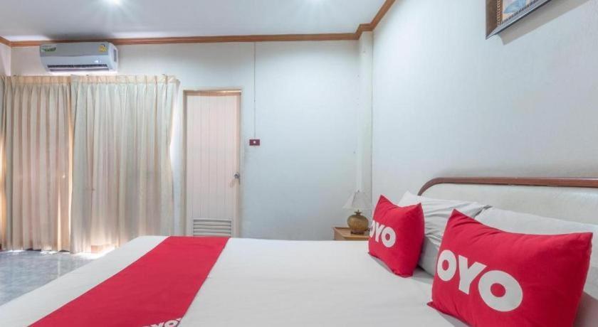 Oyo 1125 Chokdee Inn Pattaya Esterno foto